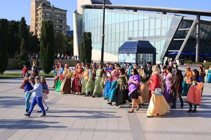 Hemofiliya Assosiasiyasının aktiv üzvləridə Azərbaycan Xalq Cümhuriyyətinin 100 illiyinə həsr edilmiş yürüşdü iştirak etdilər